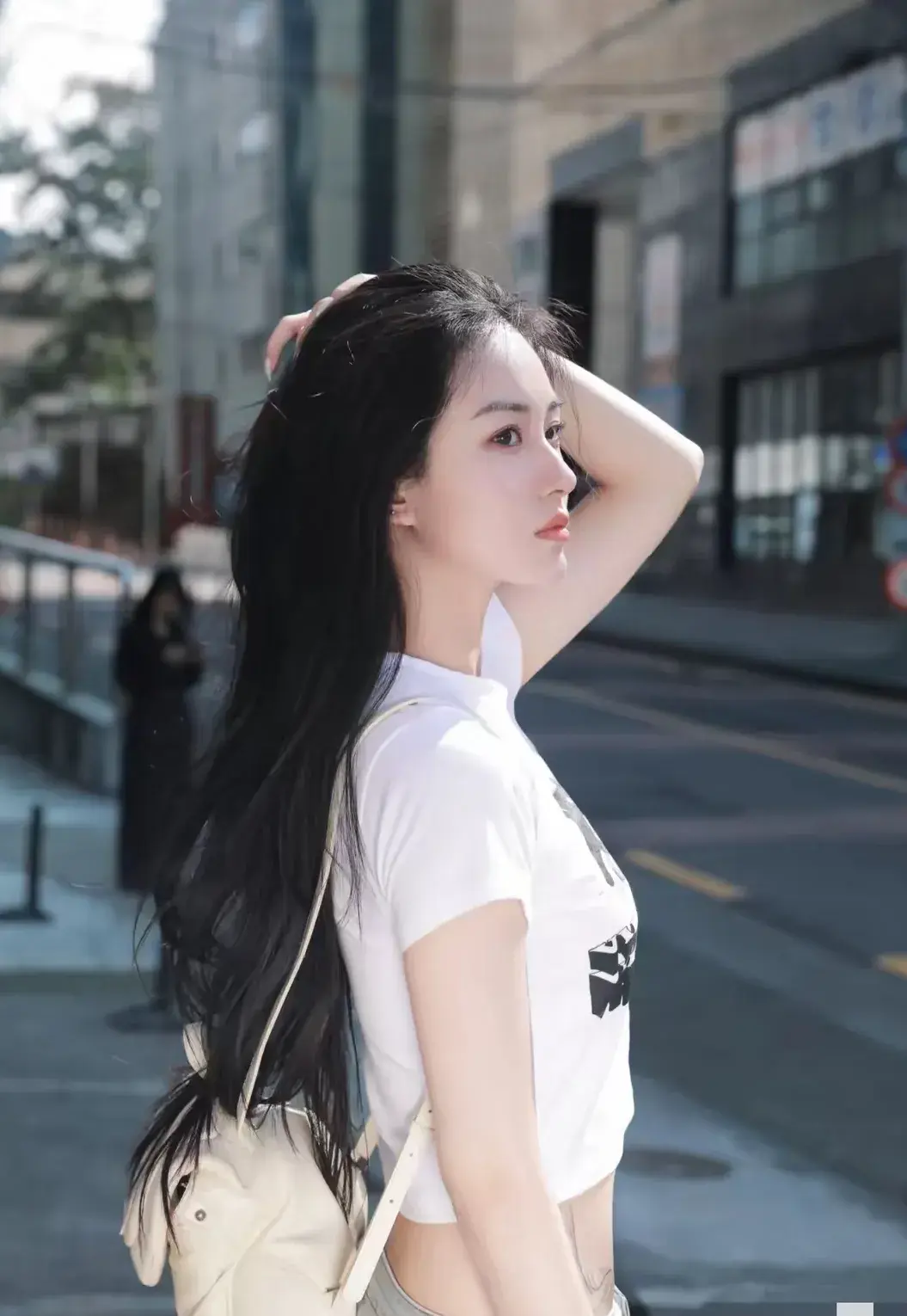 YD_cnt_184_01knavDN9iug.WEBP