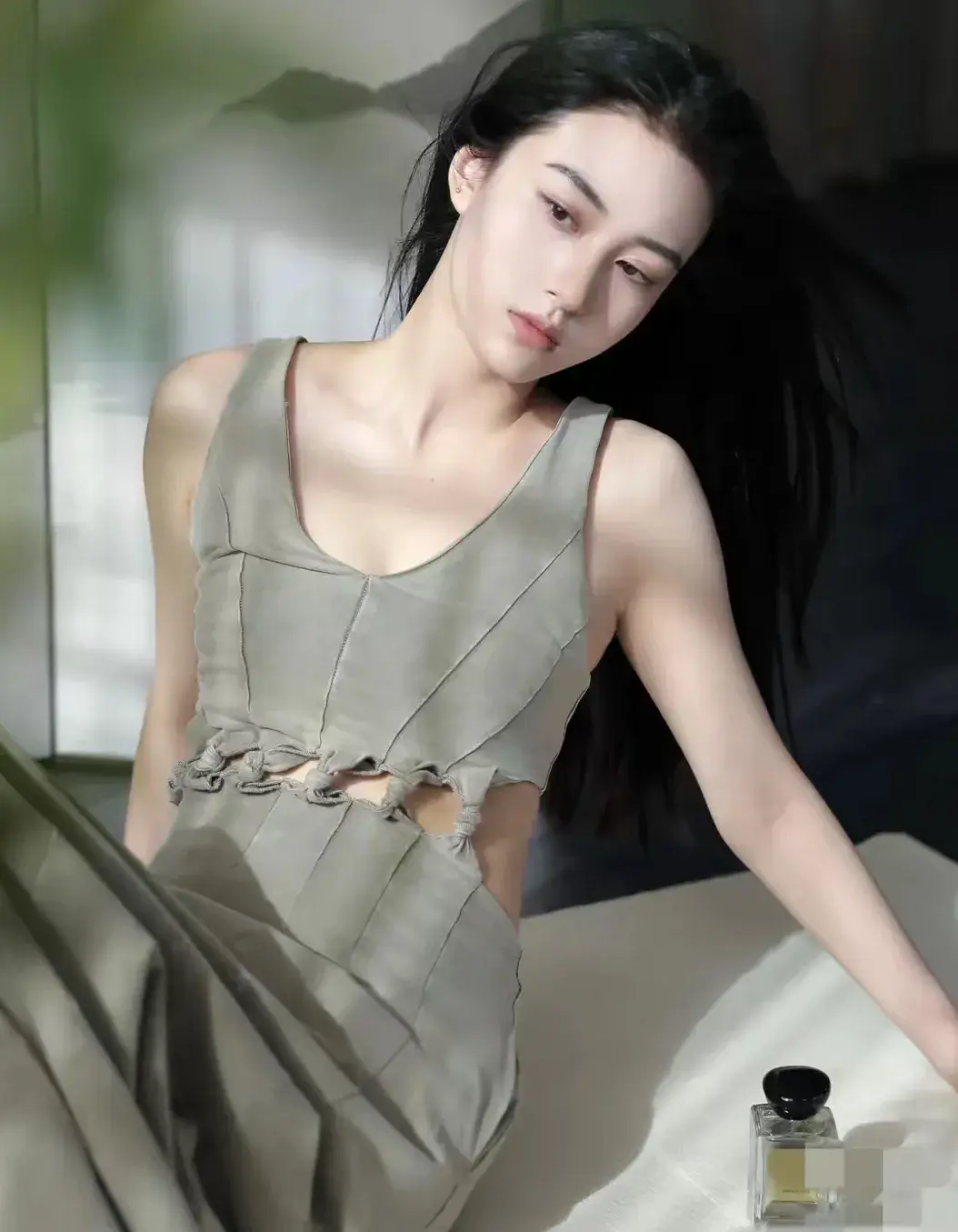YD_cnt_184_01knax83AHAH.WEBP
